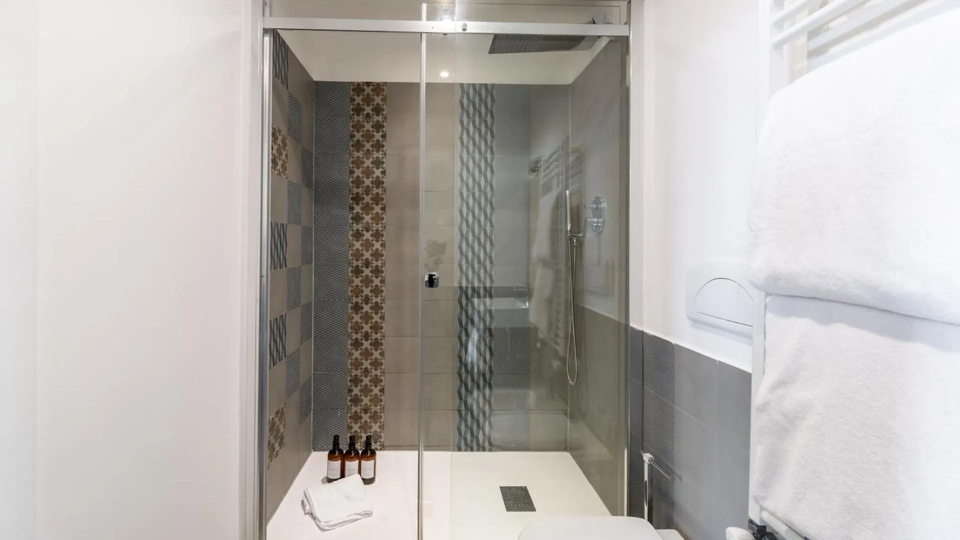 Bela Apartments Φλωρεντία 0*,