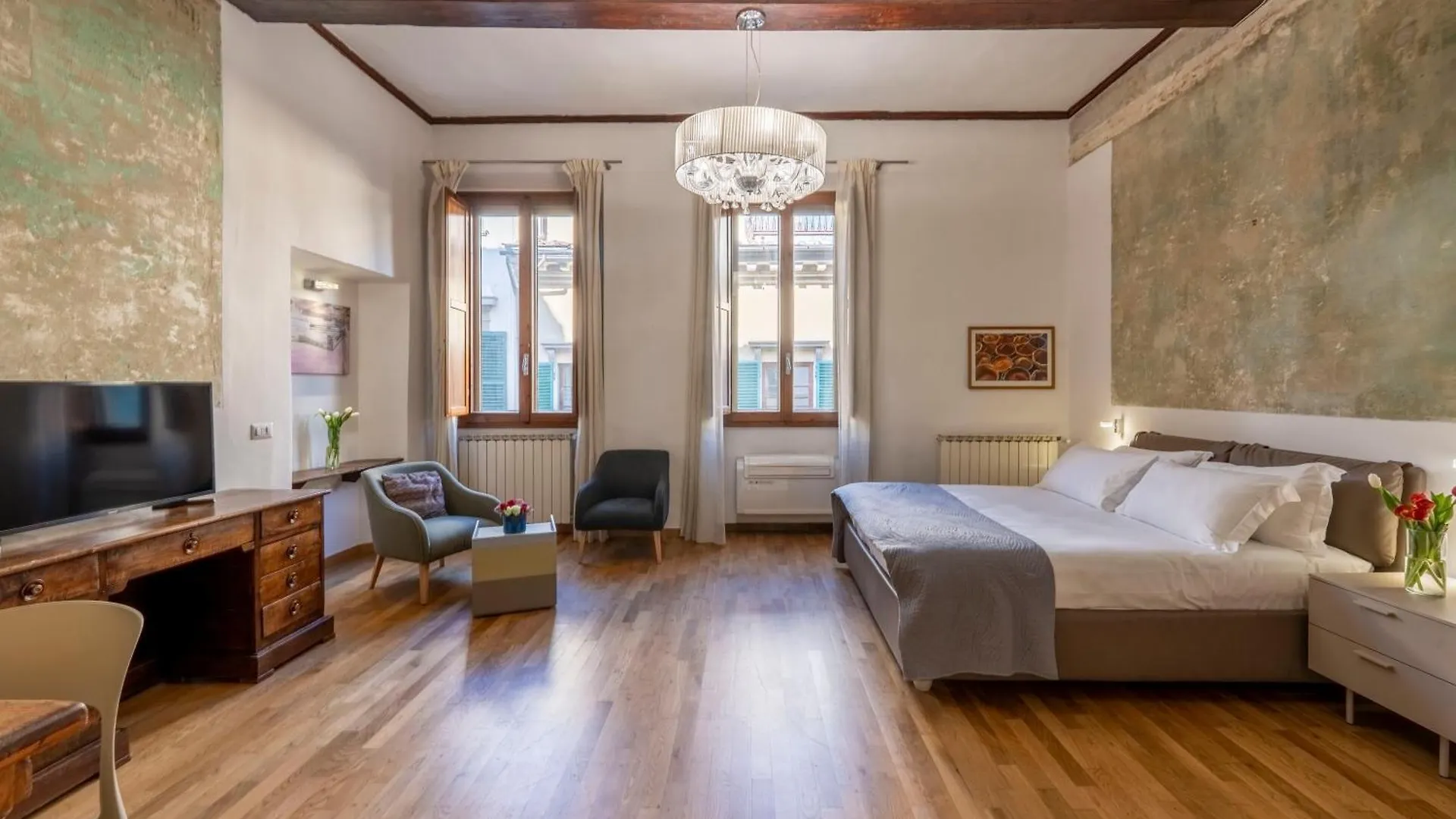 Bela Apartments Florence