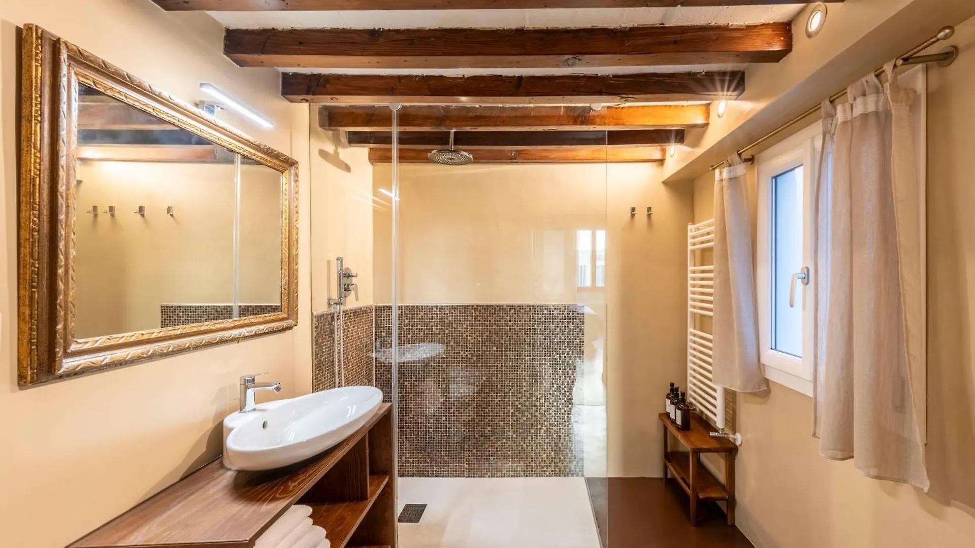 Bela Apartments Florence